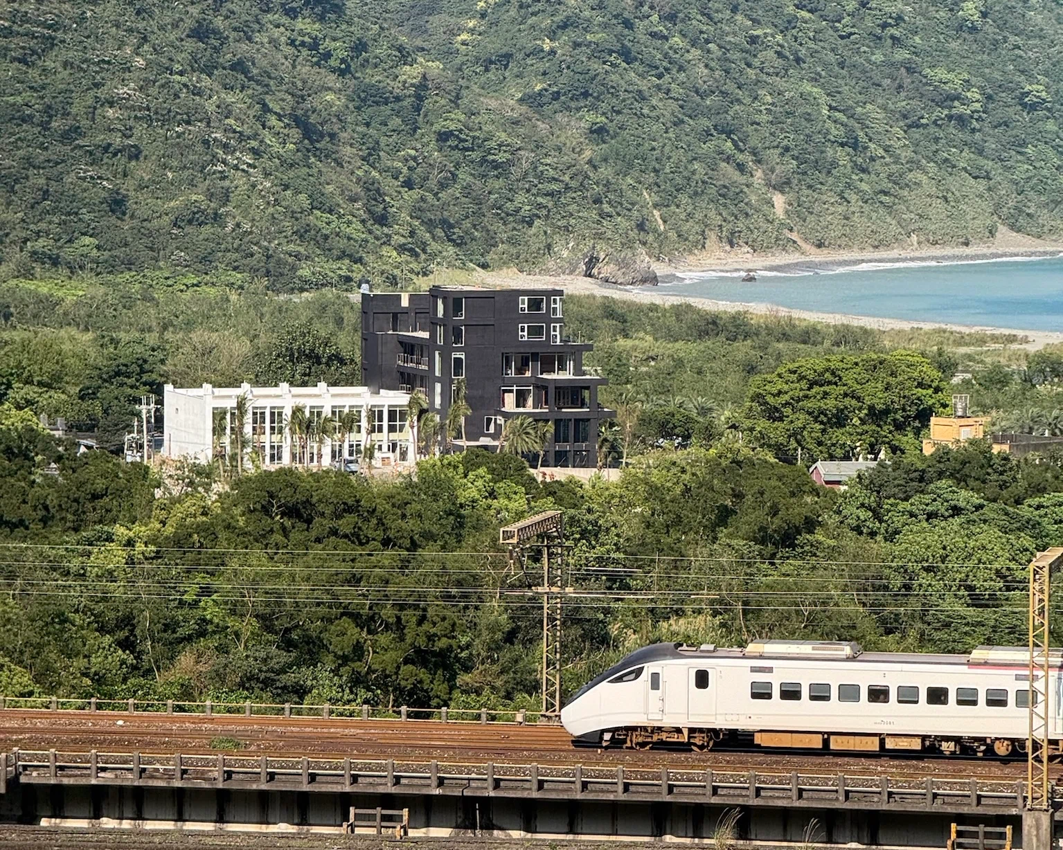 宜蘭ABURA游山海邊住宿